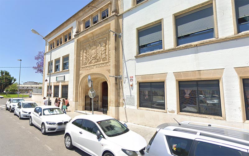 El colegio Isabel la Católica de Jerez se beneficia de obras de climatización y de supresión de barreras