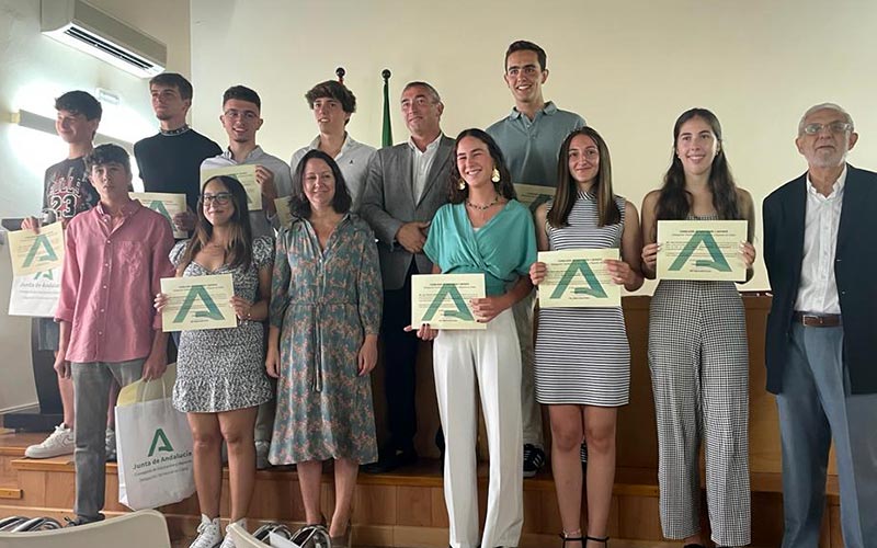 Entregados los Premios Extraordinarios de Bachillerato a diez estudiantes gaditanos, seis de la pública y cuatro de un mismo centro privado