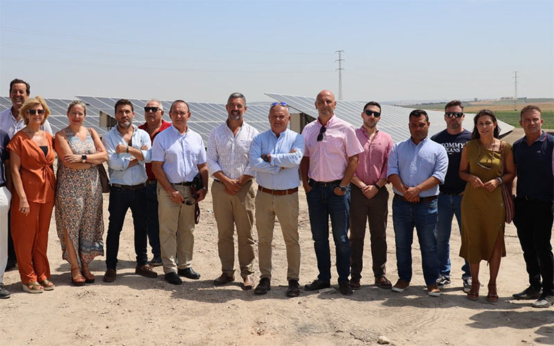 Rota alberga la primera planta fotovoltaica promovida por la Comunidad de Regantes de la Costa Noroeste frente al alto coste de la luz