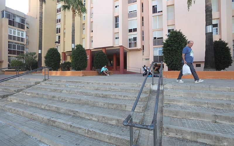 Casi 420.000 euros para conseguir una plaza de la Bahía accesible y renovada