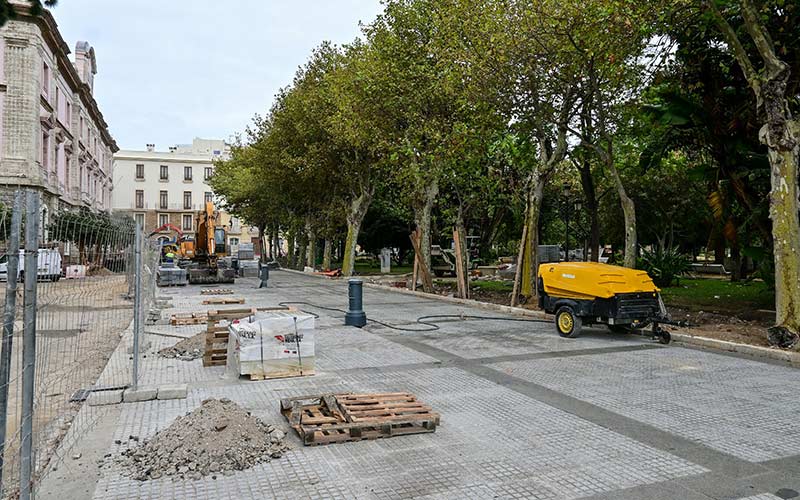Cádiz se une a la Semana Europea de la Movilidad presumiendo de plaza de España y con otra bicifestación por el puente Carranza
