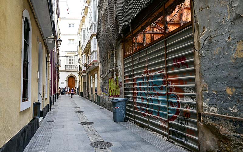 El Ayuntamiento de Cádiz obtiene 2,2 millones para cofinanciar cinco proyectos de vivienda social y urge la resolución de otros cinco