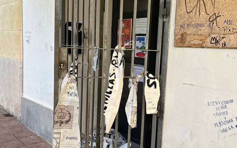 Amenazan a la AVV Muñoz Arenillas tras denunciar “abandono e inseguridad” en la plaza Carlos Díaz