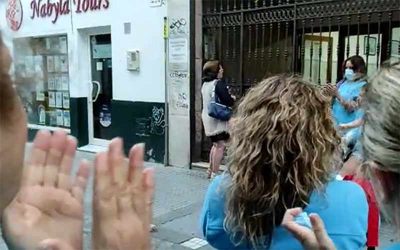 La plantilla de la ayuda a domicilio en La Isla vuelve a movilizarse, ahora contra las “represalias” de la empresa concesionaria