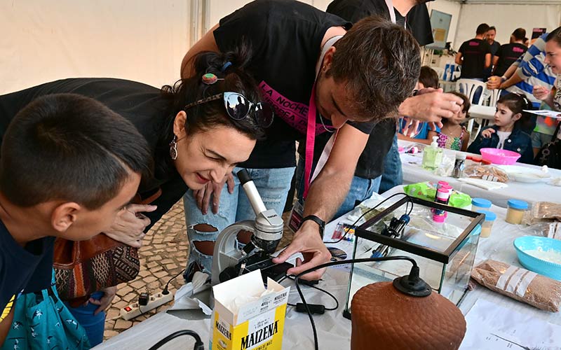 FOTOS: Noche Europea de los Investigadores en Cádiz