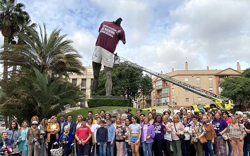 El Minotauro de Jerez se ‘viste’ un noviembre más de morado