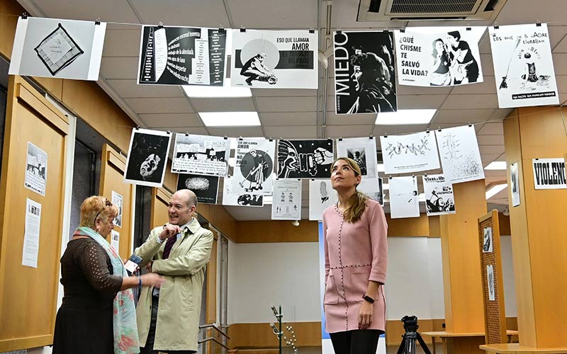 Cádiz ‘mira’ al 25-N con literatura de cordel