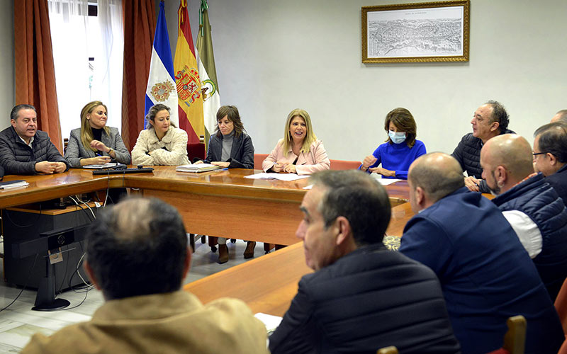 El Consistorio jerezano destina 510.000 euros del fondo de contingencia a “ayudar” al comercio, el taxi y el flamenco