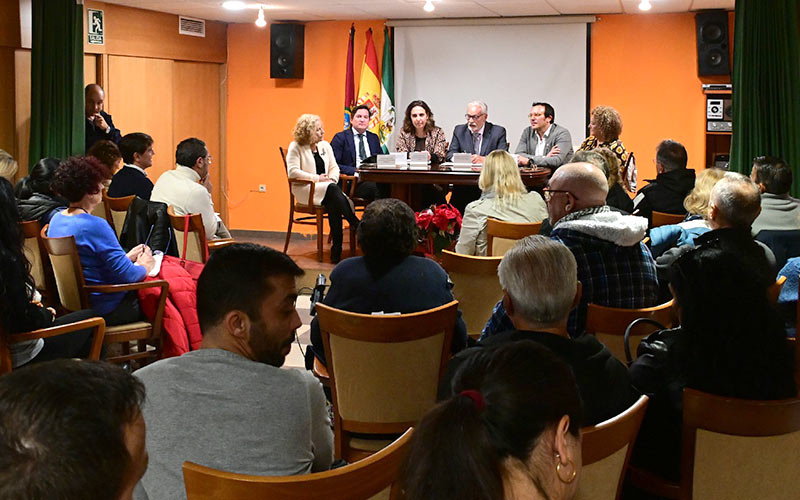 Existe el compromiso de rematar de una vez la demorada remodelación integral del Cerro del Moro, sin dar fechas “por respeto a los vecinos”