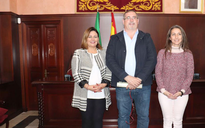 Puerto Real ‘saluda’ a 2023, el año del bicentenario de la Batalla del Trocadero, entregando su premio de investigación histórica