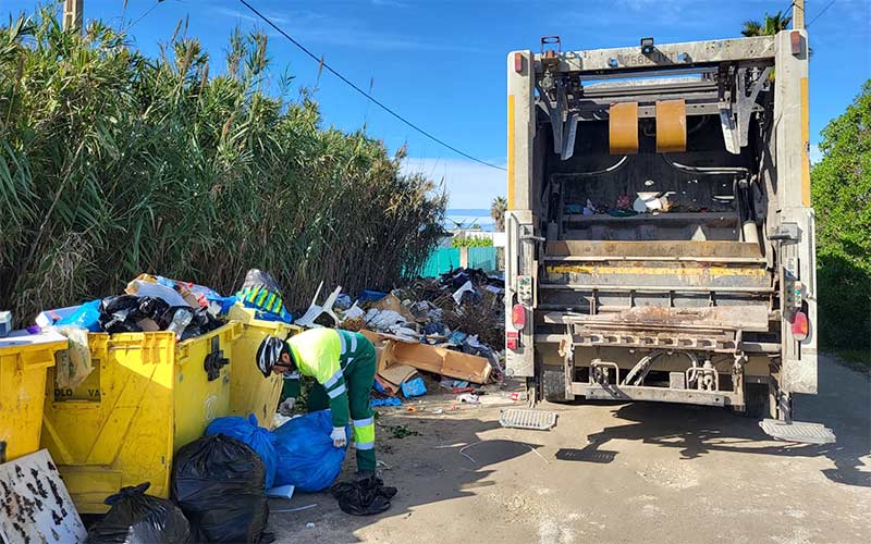 Se perseguirá en Rota a quienes “de manera irresponsable” siguen arrojando basura en los caminos rurales
