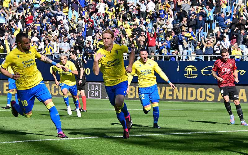 Solvente victoria ante el Mallorca en casa para volver a creer, con la segunda vuelta por delante