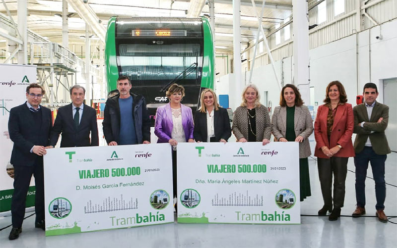 El TramBahía supera la barrera de los 500.000 viajeros en sus primeros tres meses operativo