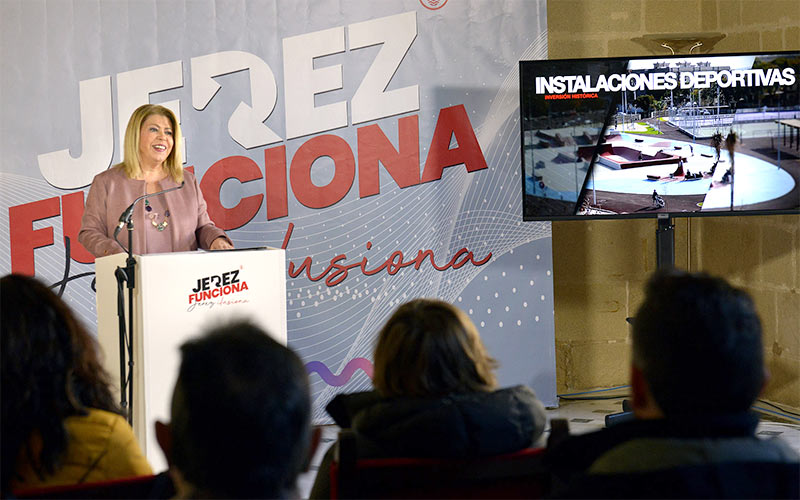 Jerez “está mejor que nunca”, para la alcaldesa; “no funciona por su incapacidad”, para el PP