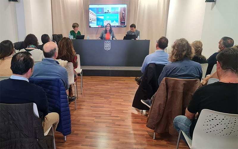 Comienzan los trabajos que dotarán a La Isla de un plan para “consolidar e impulsar el turismo”