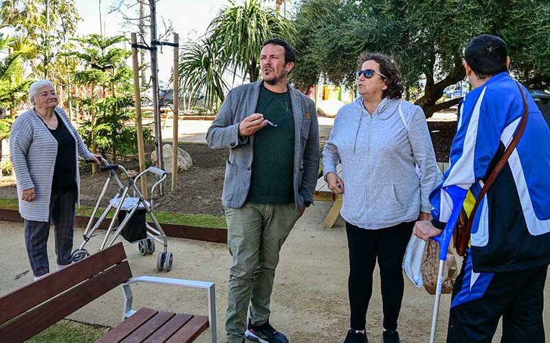“La reurbanizada calle Bajeles va a transformar la vida de Puntales tal y como la conocemos”