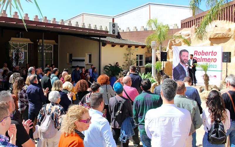 Palmero (IU) presume de su modelo de ciudad “ambicioso y solvente” para Chiclana, “sinónimo de felicidad para todas las personas”