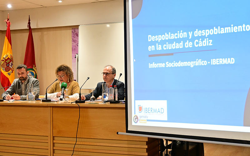 Frente a la sangría poblacional: Cádiz “podría sumar unas 3.000 viviendas” con la colaboración de administraciones públicas y el sector privado