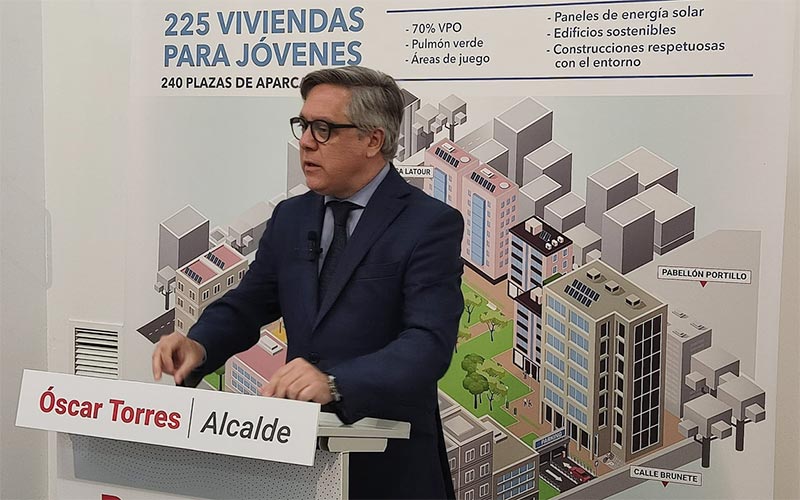 Los socialistas dibujan 225 viviendas para jóvenes en el solar, en manos de la Junta, de Tolosa Latour