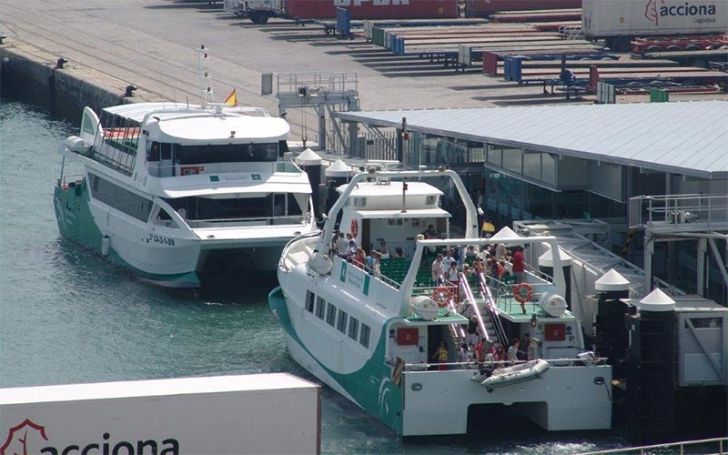 Los trabajadores de los catamaranes de la Bahía vuelven a la huelga en plena Semana Santa