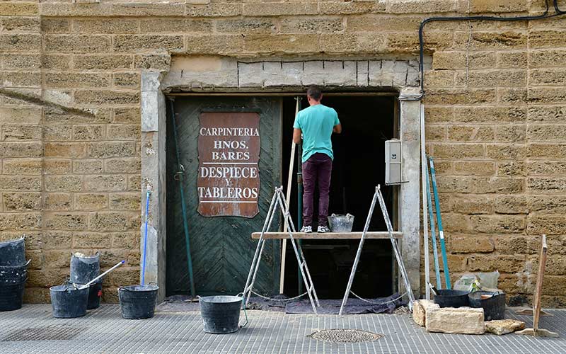 El notable aumento de personas activas impide que baje el paro en la provincia de Cádiz, donde la EPA del arranque del año suma 6.400 ocupados