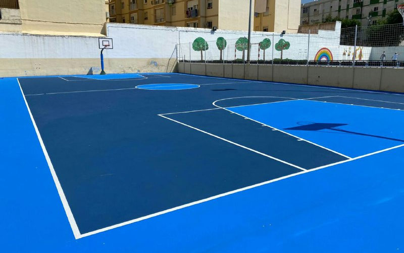 El Ayuntamiento gaditano tacha de “parche” la “solución” de la Junta para el calor en las aulas