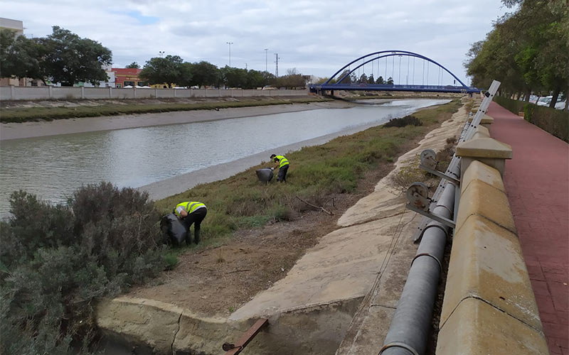 Ganemos quiere convertir el Iro en “un río que une y genera oportunidades”, haciéndolo navegable entre el centro chiclanero y la playa