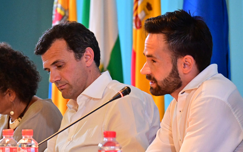 La queja de Podemos y la petición de aclaraciones del PP empujan a vetar a Adelante Izquierda Gaditana de la parrilla de Onda Cádiz