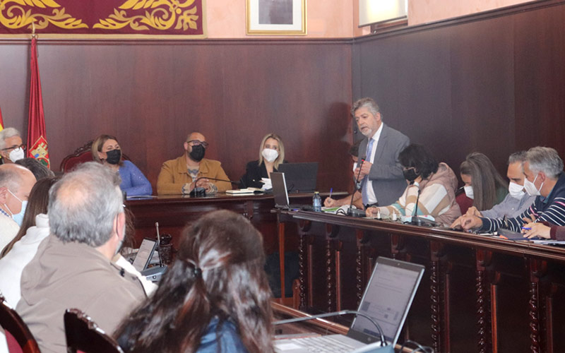 Los socialistas presionan a la oposición en Puerto Real para que apruebe en plena campaña electoral su presupuesto municipal para 2023