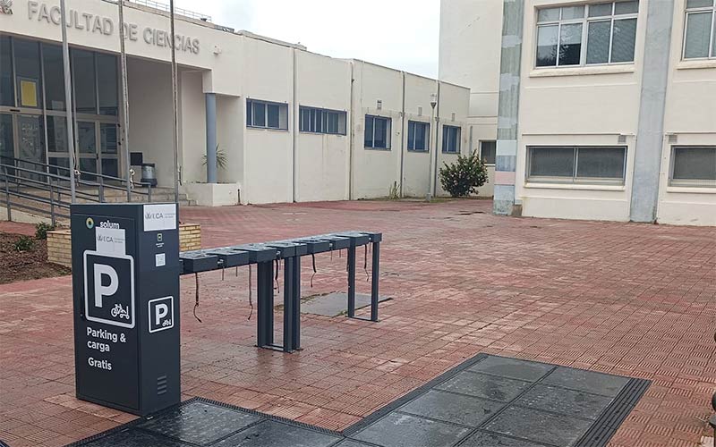 La UCA habilita puntos de carga para patinetes