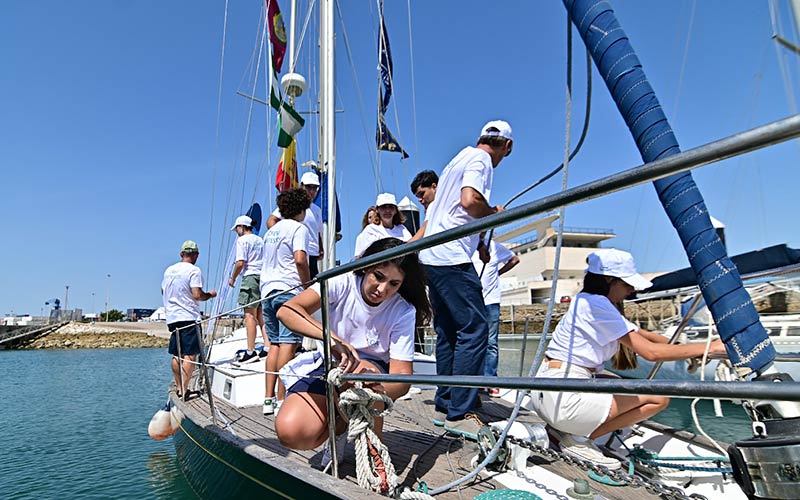 El Tartessos, con estudiantes y profesorado de la UCA, se ‘apunta’ a la Gran Regata desde Lisboa