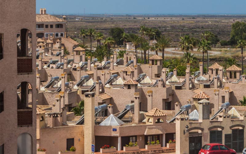 Cuatro jóvenes robaban, gracias a una llave maestra, en alojamientos turísticos de Bahía Sur
