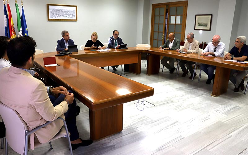 El Gobierno jerezano se compromete ante la Plataforma en Defensa del Teatro Villamarta a convertirlo en “referente cultural en Andalucía”