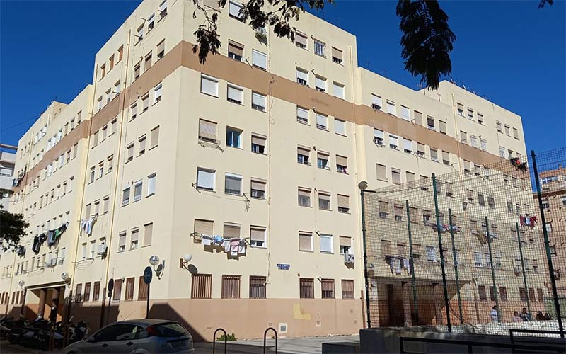 La Junta confía en iniciar en el primer trimestre de 2024 la “reforma integral” de los bloques de la plaza de los Cantes