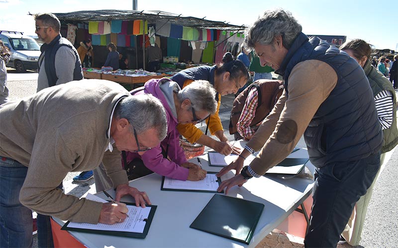 Los andalucistas han recogida ya más de 3.000 firmas entre los isleños contra la subida del IBI