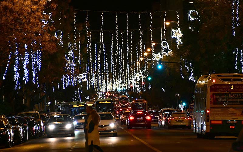 Cazalilla (AIG) critica que el Ayuntamiento se “olvide” de extramuros en Navidad, y Gandullo le replica que “no se ha parado a leer el programa”