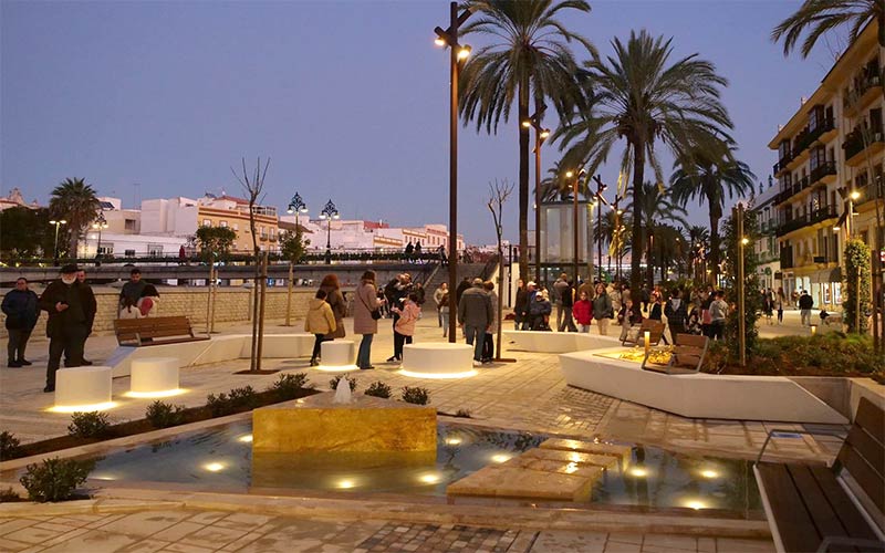 La Alameda del Río de Chiclana ‘renace’ como “espacio para el disfrute, el paseo y el juego”