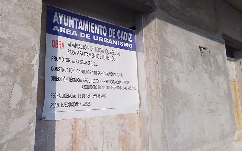 De la Cruz (AIG) acusa al alcalde de “cómplice de la expulsión de gaditanos de sus barrios” al “ignorar” la normativa frente a la turistificación