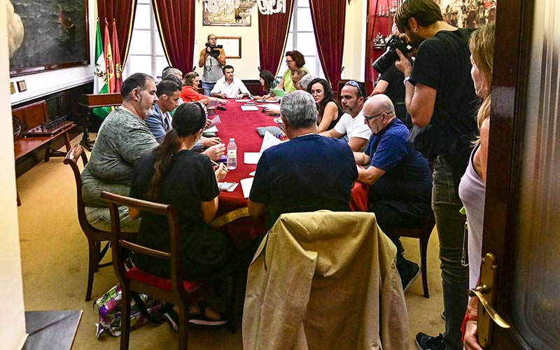 ‘Reflexionan’ sobre la participación ciudadana “real” en Cádiz: “no es votar cada cuatro años”
