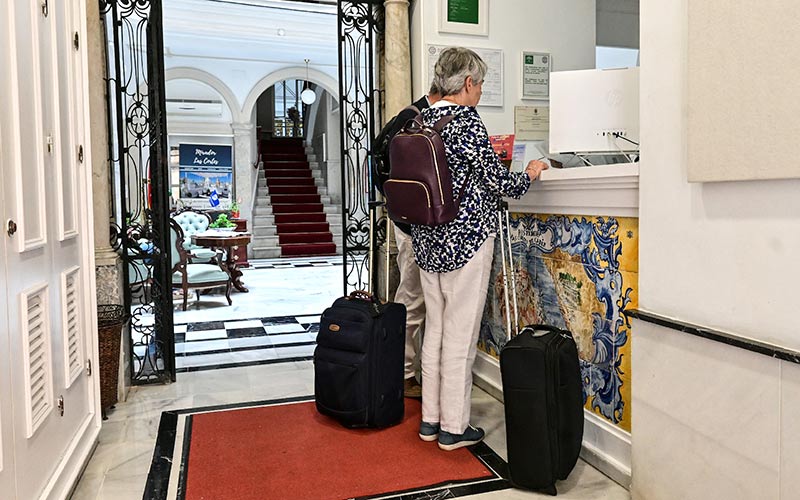 Cádiz recaudaría a través de la tasa turística 4 millones al año “para beneficiar a los vecinos”