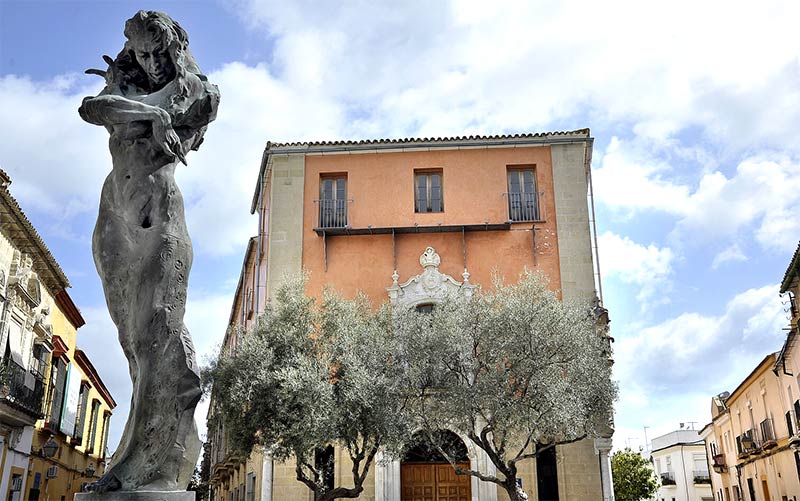 Se ofrecerá parte del Palacio de Villapanés a la UCA para “acercar la Universidad al centro”