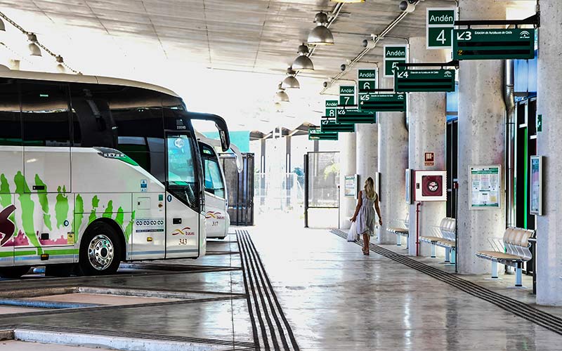 Comes asume la gestión y explotación de la estación de autobuses de Cádiz