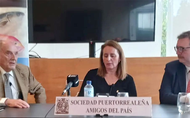 Salvador abre los ‘desayunos metropolitanos’ de Amigos del País: “la imagen de Puerto Real debe seguir vinculada a la de los pórticos de astilleros”