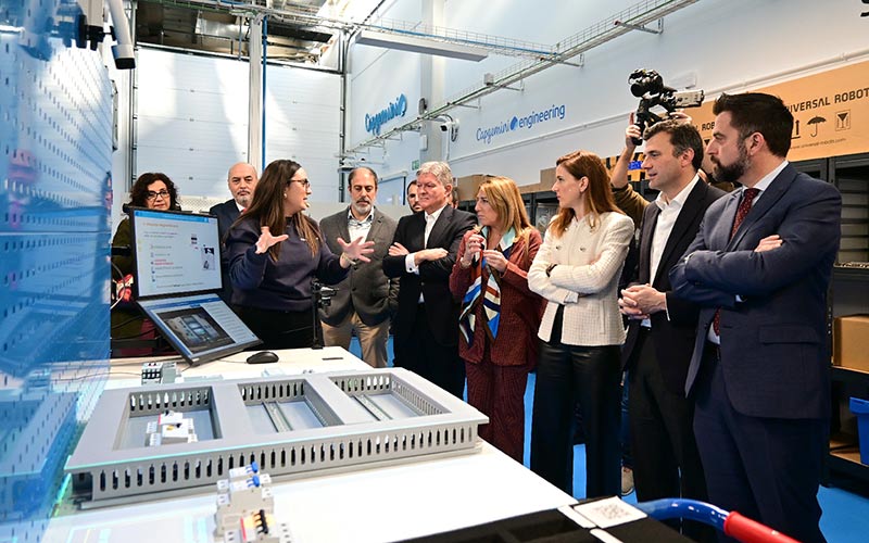 La empresa Capgemini amplía su apuesta por Cádiz con un laboratorio de industria inteligente