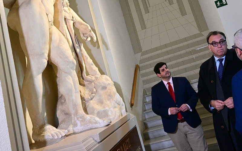 El consejero Antonio Sanz se ‘lleva’ a Sevilla a los populares gaditanos David Gil y Jorge Vázquez