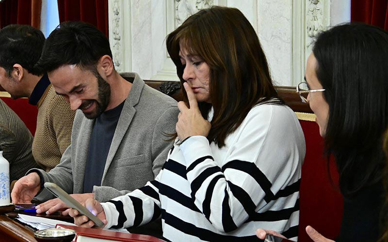 Fernández (AIG) acusa al Gobierno gaditano del PP de “falta de interés” hacia el colectivo de personas sin hogar: “prefiere esconderlo”