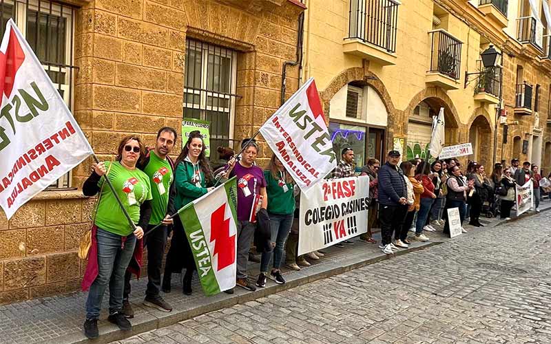 El CEIP Tierra y Libertad sigue esperando su ampliación; los niños que pasan de Infantil a Primaria tendrán que buscar plaza en otro centro