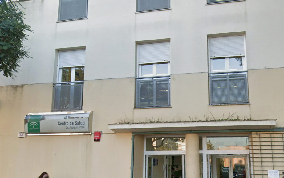 Detenida una mujer por agresión física y verbal a una enfermera del centro de salud de La Ardila