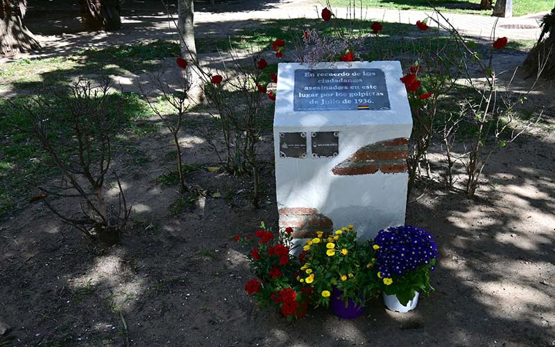 Lamentan el “paso atrás” en políticas memorialistas en la ciudad de Cádiz