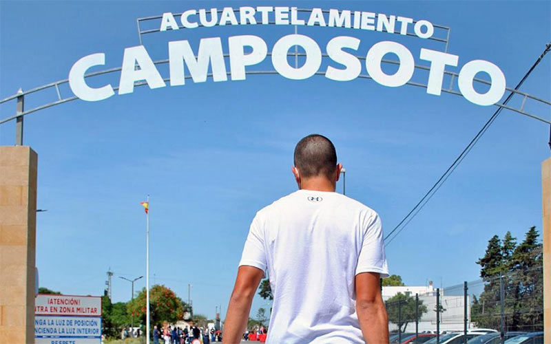 Más de 1.300 “jóvenes valientes comprometidos con el servicio a su país” inician en Camposoto su carrera como futuros militares profesionales